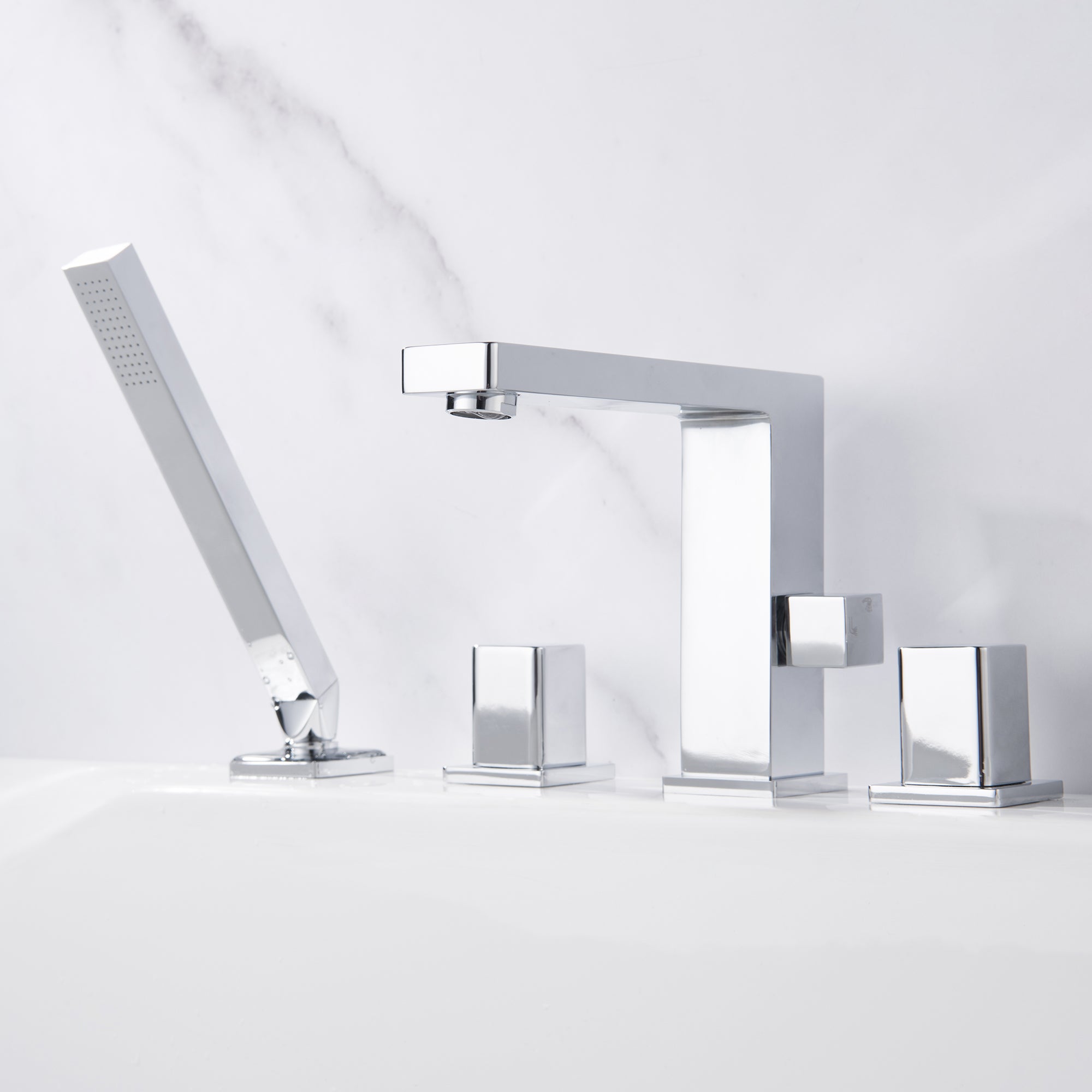 Designová baterie na okraj vany 6081C, 4-otvorová instalace